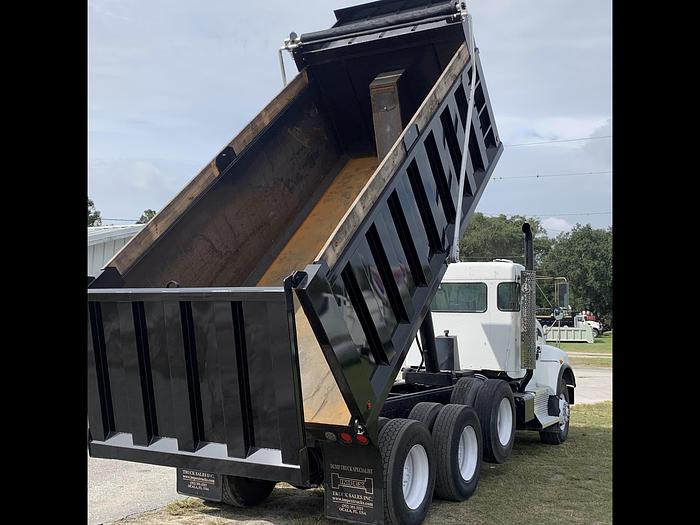 Used 2011 Kenworth T440 tri axle dump truck