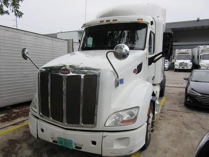 Used 2013 PETERBILT 579