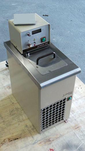 Used JULABO F10-UC Cirulating Refrigerated Water Bath, F10-UC / 230V / 50~60Hz / 1W /