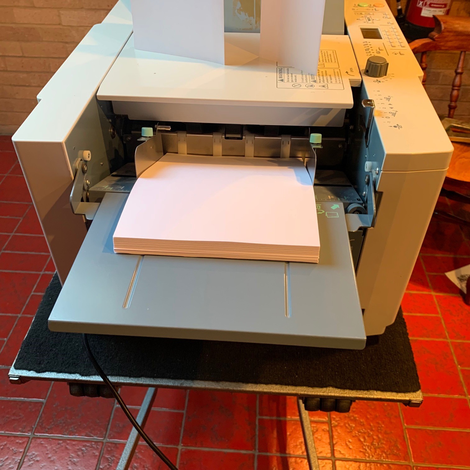 Used Duplo DF-980 A3 Tabletop Automatic Folding Machine
