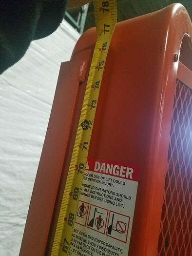 Used Lee Presto 1000 Lb Capacity Lift Truck with charger