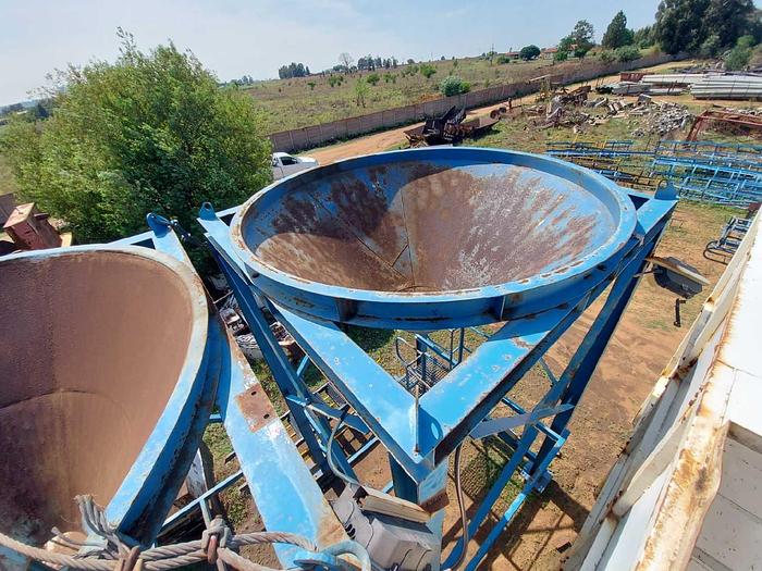 Used TANK STAND - USED CONDITION