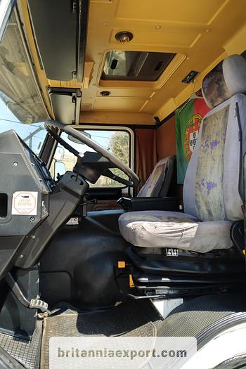 Used 1985 SCANIA P82 H 6X2 24 box lorry