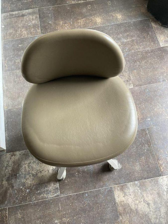 Used ADEC Dentist Doctor Stool