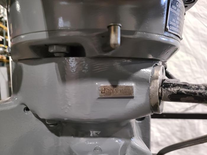 Used Bridgeport Milling Machine 2 HP Vari Speed Round Head DRO & X, Z Power Feed