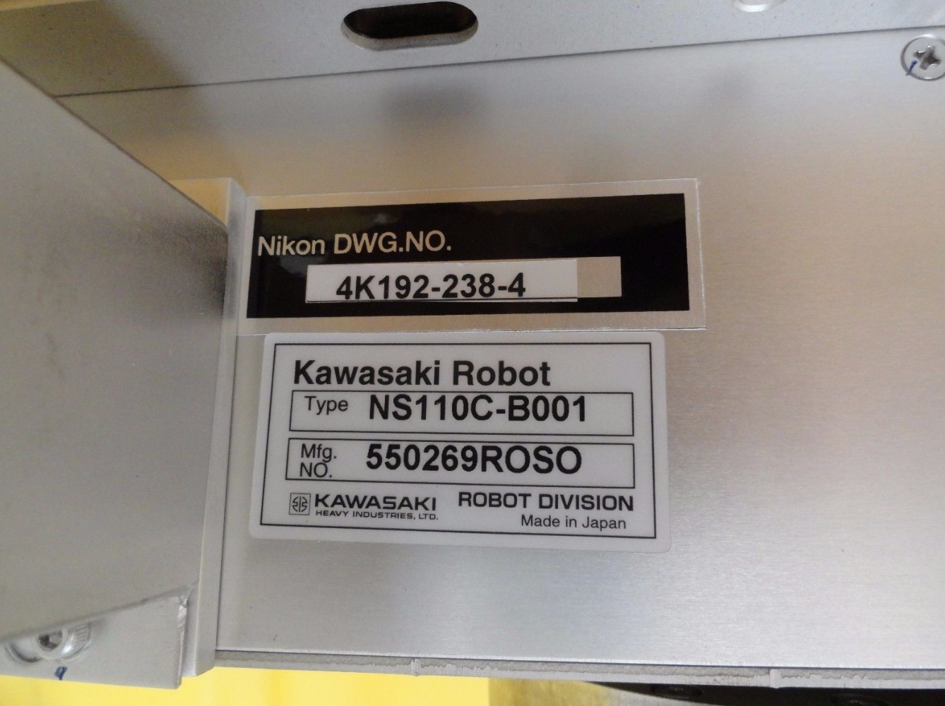 Used Kawasaki NS110C-B001 Chuckbot Robot 4K192-238-4 NSR-S307E 300mm DUV As-Is