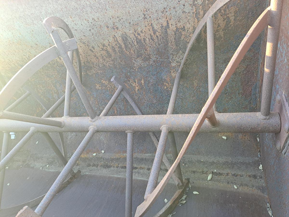 Used Mixer, Ribbon, 64 CF, C/st, 3' x 8' x 39" #S735014