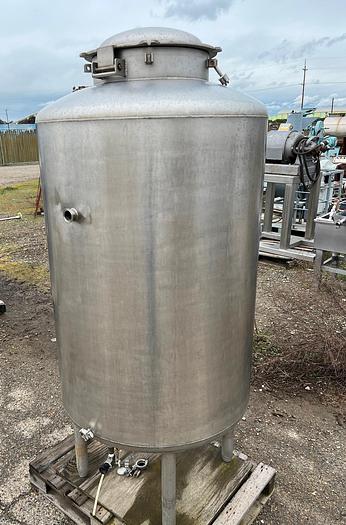 Used Tank, 250 Gallon, Stainless Steel, Dish Top and Dish Bottom #S744973