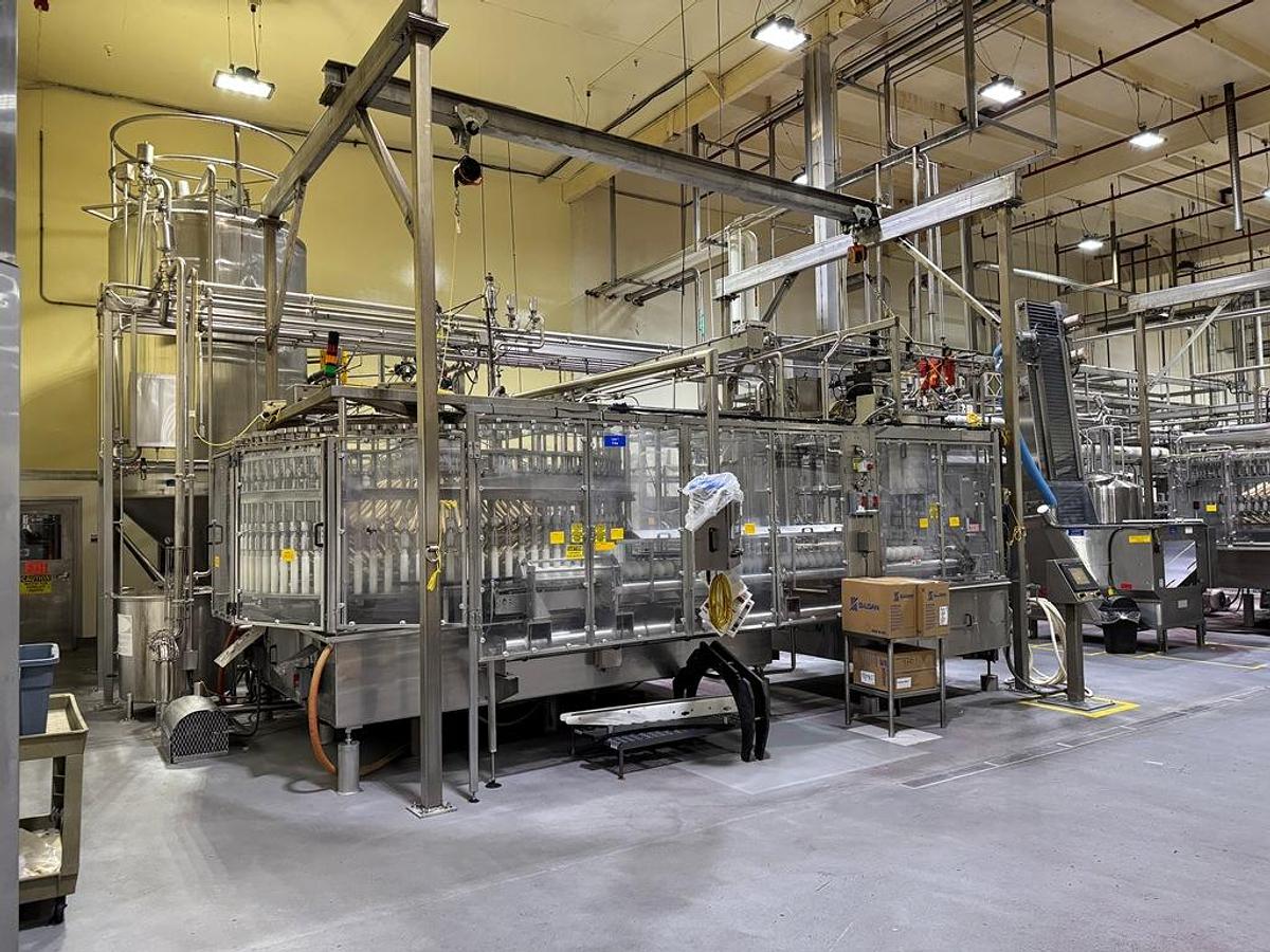 Used Bottling Line, 600–800 BPM, PET, US Bottlers Filler, Sidel Labeler, Kisters Shrink Wrapper, #5991608