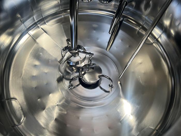 Used Reactor, 25 Gallon (100 Liters), Hastelloy, Jacketed, Agitated #S745445