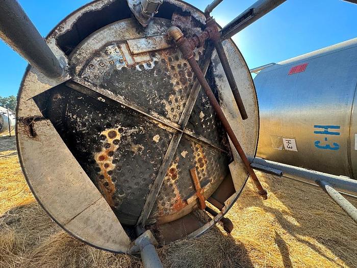 Used Tank, 850 Gallon, Stainless Steel, Jacketed, Agitated, #5991116