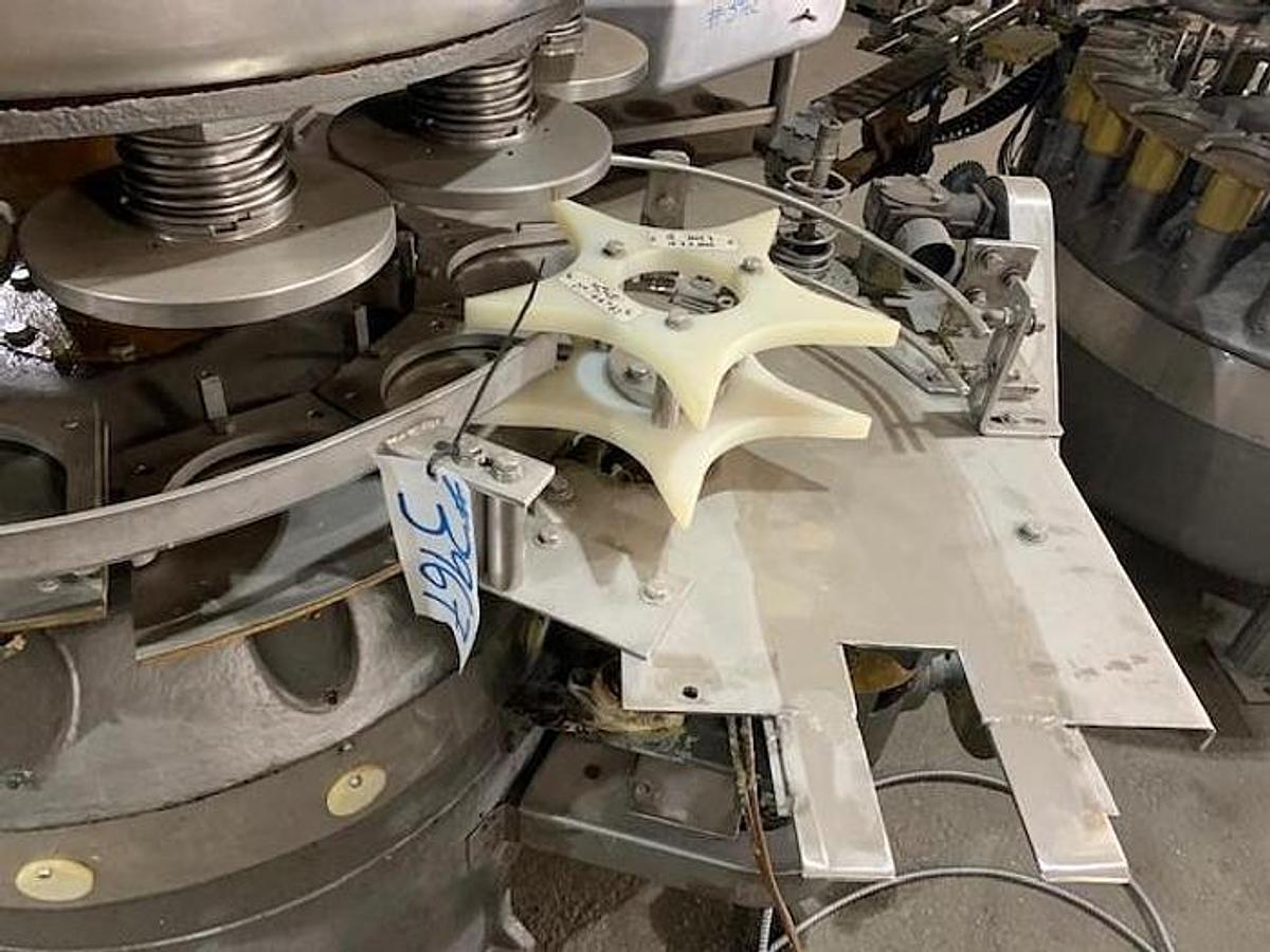 Used Filler, Can, Rotary, 12-Valve, Gravity, FMC, Stainless Steel, #5991924