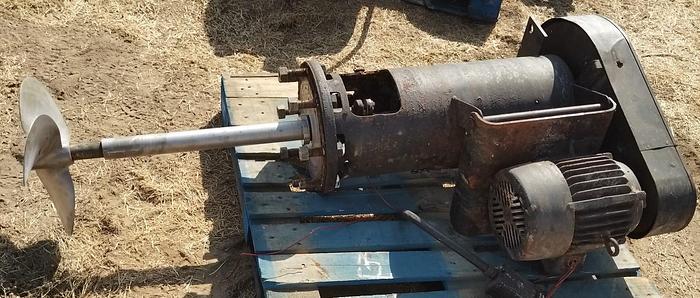 Used Tank, 2,000 Gallon, Stainless Steel, Agitated, 6' X 10' #S745308