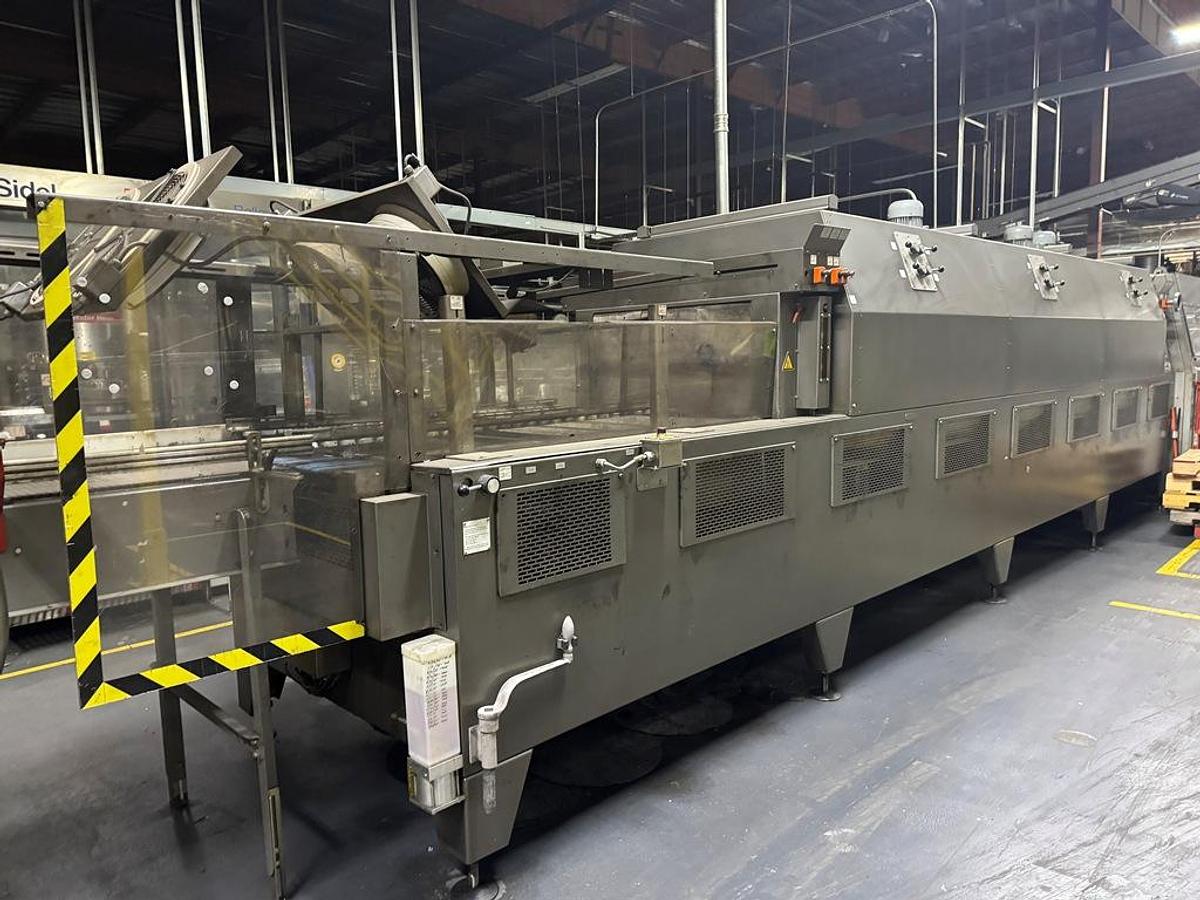 Used Bottling Line, 600–800 BPM, US Bottlers Filler, Sidel Labeler, Kisters TSP100V Shrink Wrapper, #5991609