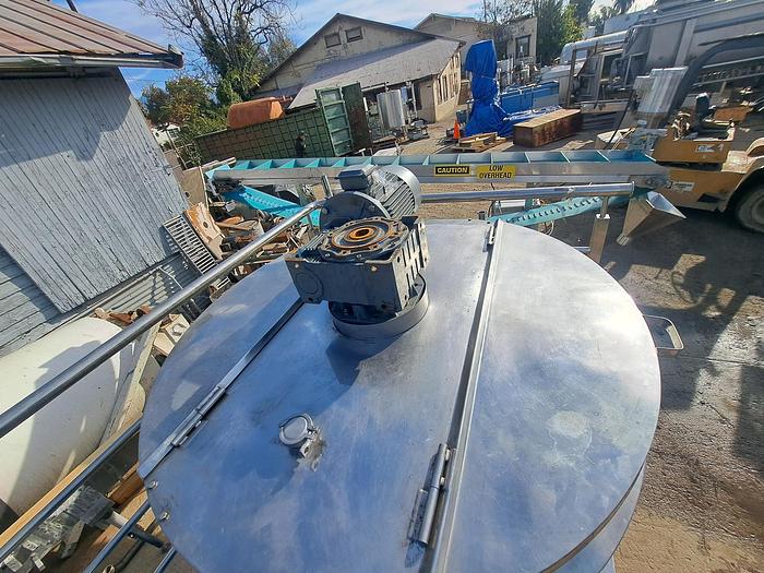 Used Tank, 575 Gallon, Mixing, Stainless Steel, Jacketed, Bolted Homogenizer #5991161