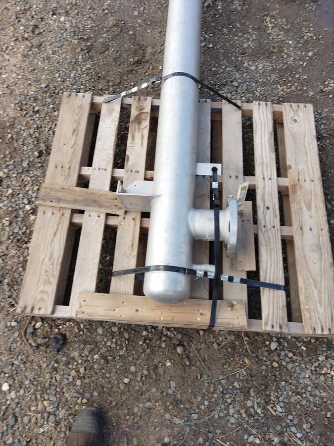 Used Heat Exchanger, Shell & Tube, 100 SF, S/st, 150 PSI, B #S743656