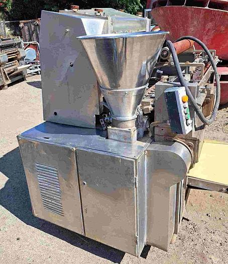 Used Former, Toresani Pavan, Model MT600 Tortellini Pasta Machine, Nine Punch #S745198