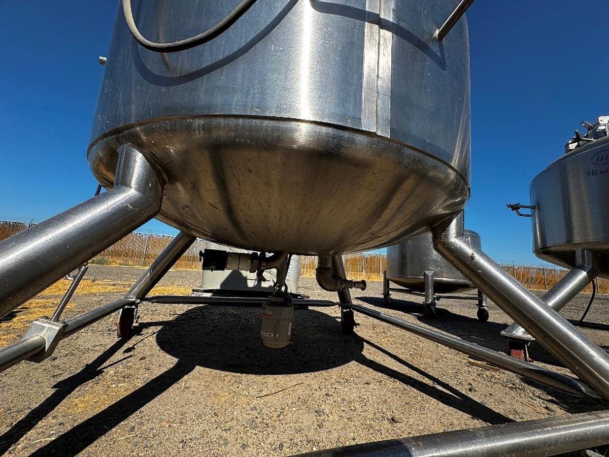 Used Tank, 181 Gallon, 316 Stainless Steel, Jacketed, Agitated, 32 PSI, Full Vacuum, #5991495