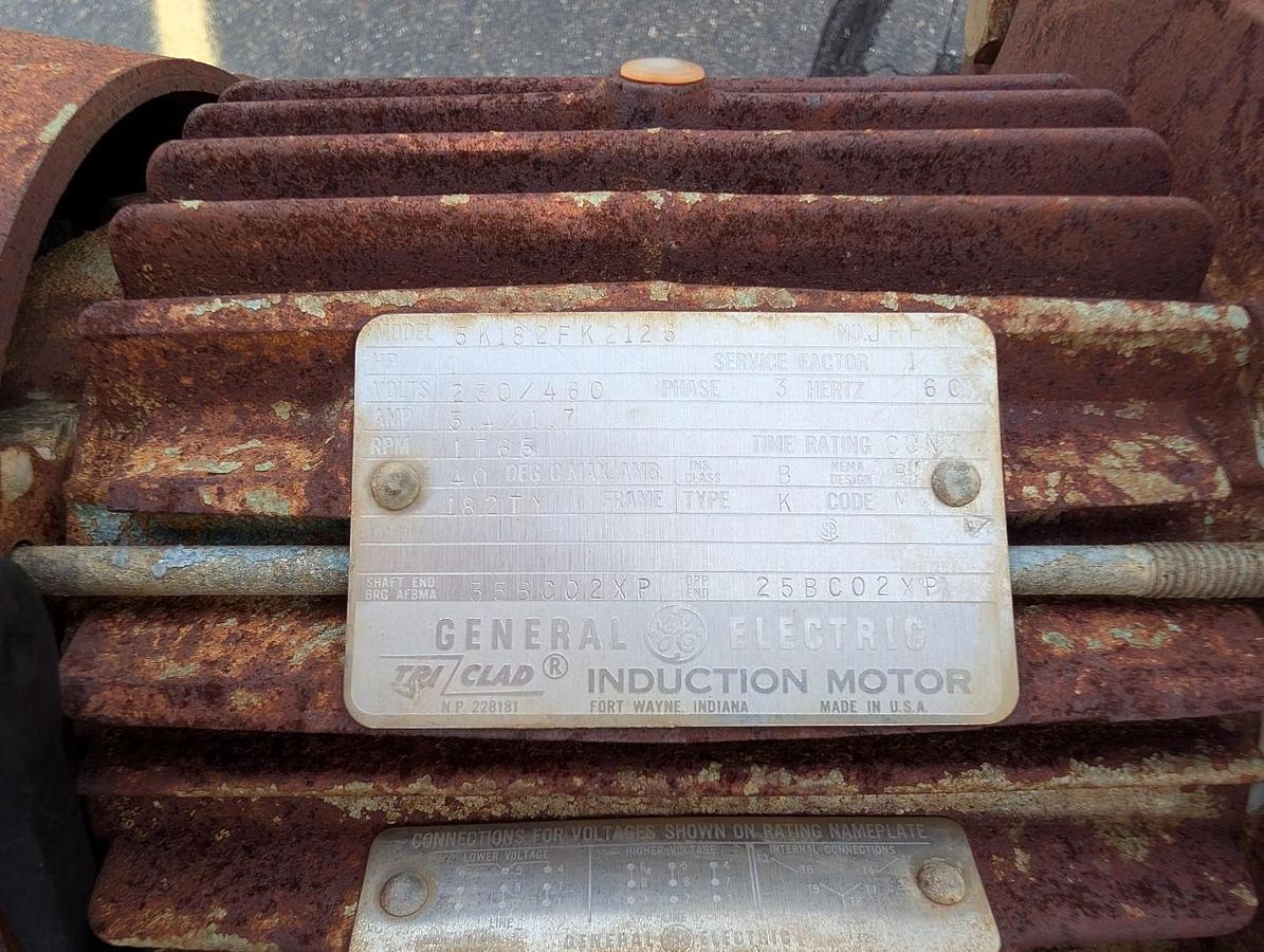 Used Tank, 2,250 Gallon, Stainless Steel, 80” x 96”, Cone Bottom, Lightnin Agitated, #5991596