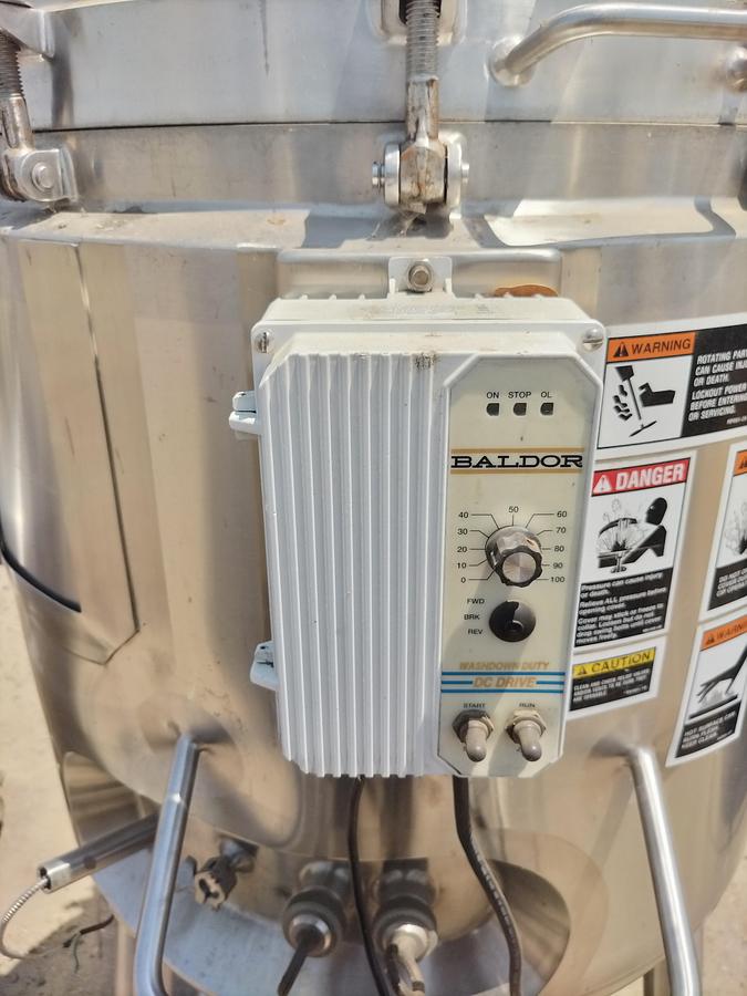 Used Tank, 66 Gallon (250 Liter), 316L Stainless Steel, Jacketed, Agitated, 45 PSI, Walker, #5991488