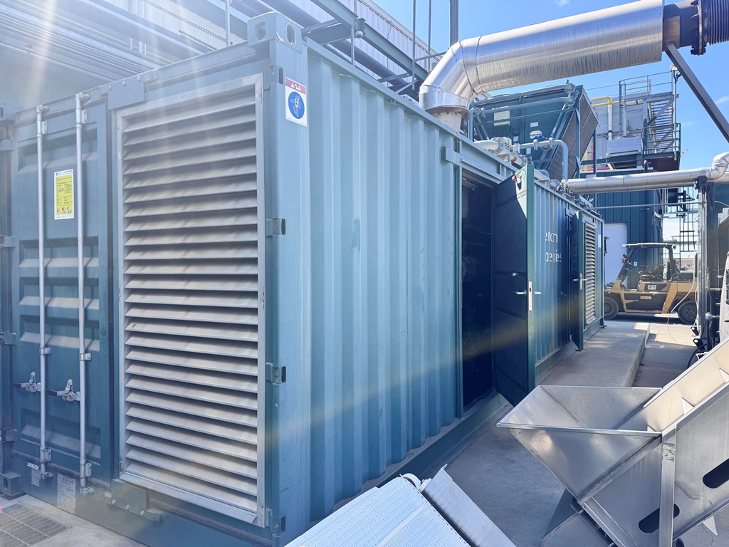 Used Cogeneration System, Natural Gas, 675 kW, GE Jenbacher JMC 312, Cooling & Heat Recovery System, Spare Engine, #