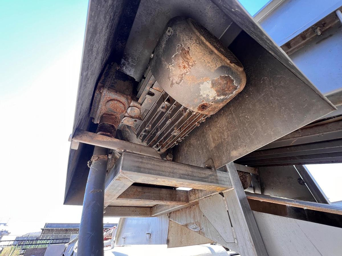 Used Hopper, Stainless Steel, Incline Metering Belt, 56”W x 72”L x 80”H, Sound Ocean Metal Fabricators, #5991524
