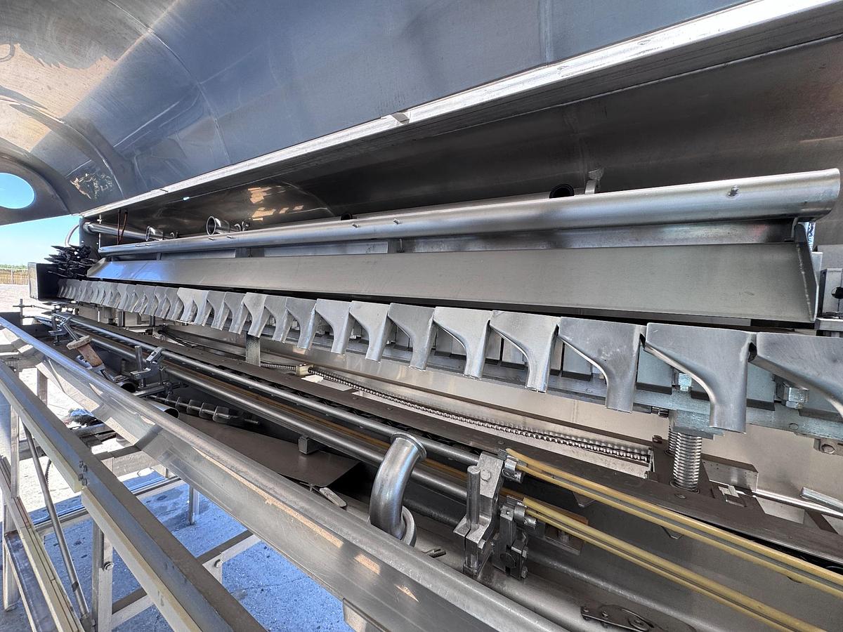 Used Filler, Liquid, Can/Bottle, Solbern LFF-103, Stainless Steel, 1,400 CPM, #5991709