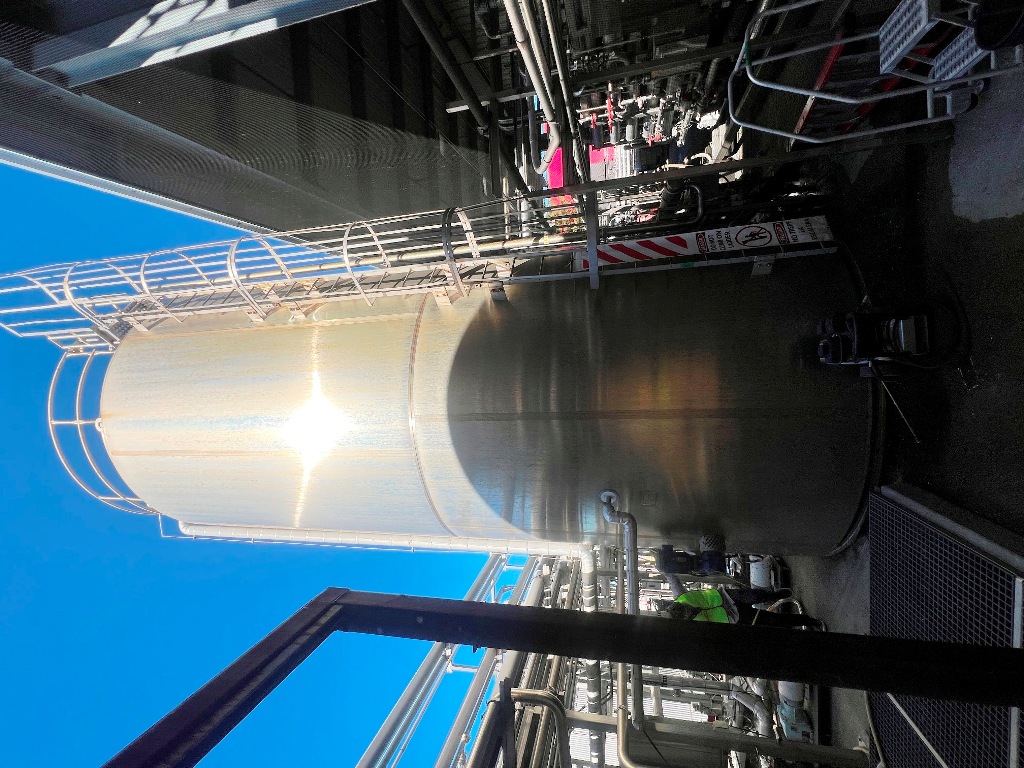 Used Tank, 15,000 Gallon, Stainless Steel, Feldmeier, Jacketed, 100 PSI, Silo, #5991629