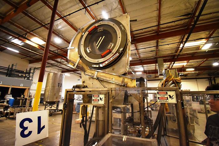Used Capper, Automatic, 3-Spindle, Screw Capper, Cap Elevator and Hopper #5991096