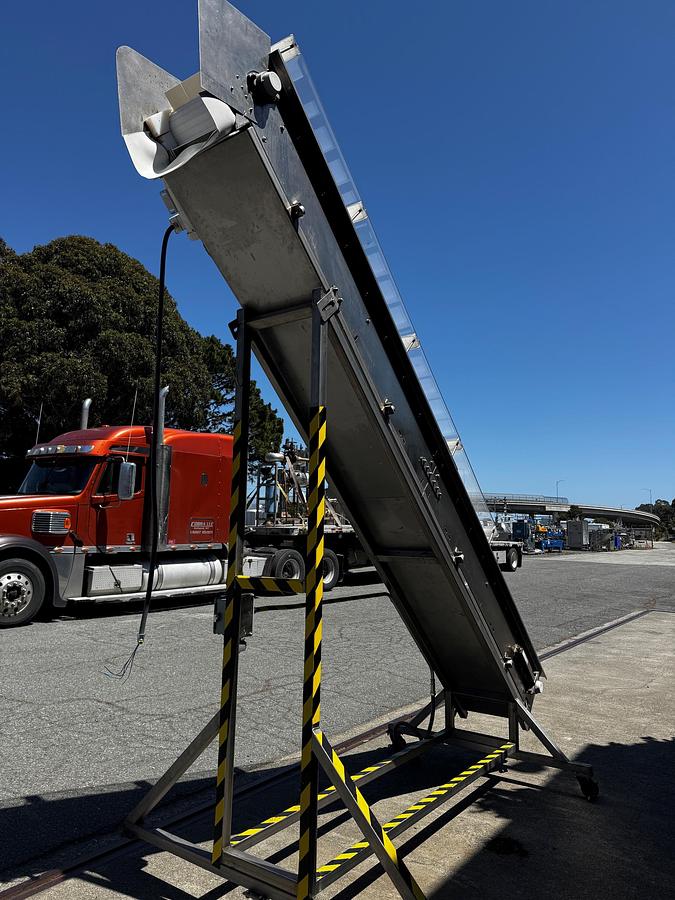 Used Conveyor, Belt, 16-1/2"W x 15'L, Incline, Cleated, Stainless Steel, #