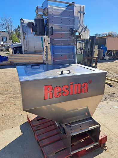Used Capper, Resina, Model NRS-51, Single Chuck, Stainless Steel