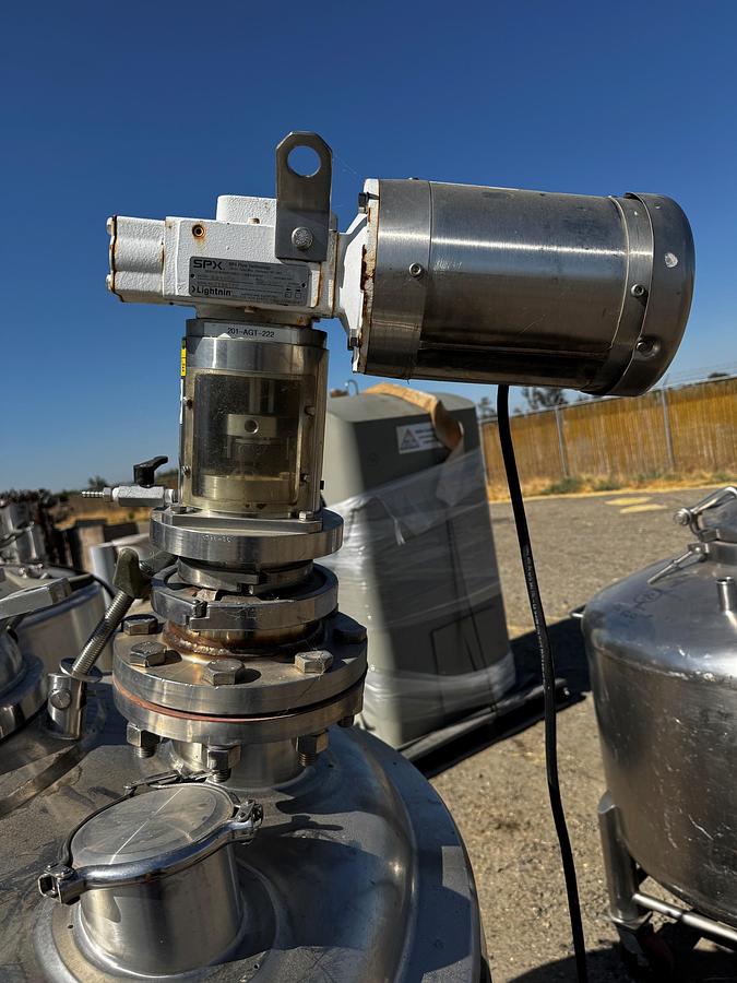 Used Tank, 181 Gallon, 316L Stainless Steel, Full Vacuum, Jacketed, Agitated, 32 PSI, #5991496