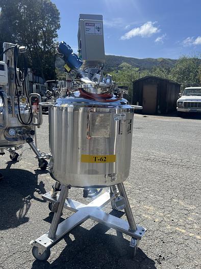 Used Reactor, 25 Gallon (100 Liters), 316L Stainless Steel, Jacketed, Agitated #S745441