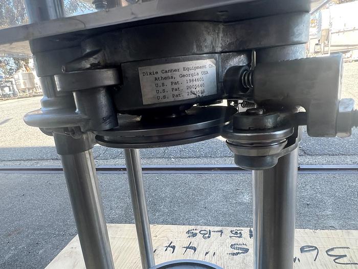 Used Can Seamer, Dixie model 25D Direct Drive Double Can Seamer #S745114