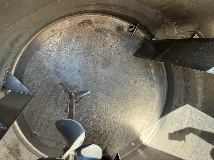 Used Tank, 850 Gallon, Stainless Steel, Jacketed, Agitated, #5991116