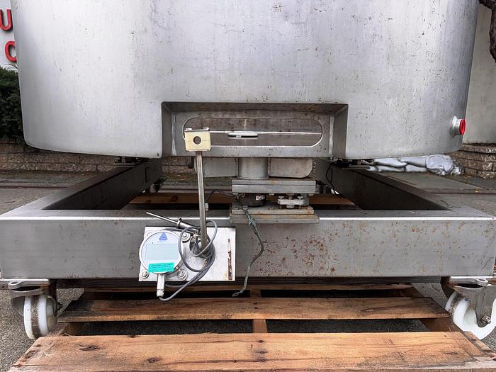 Used Reactor, 528 Gallon (2000 Liter), Single Use, Stainless Steel, Pall Life Sciences, 55" x 56" Jacketed, #5991262