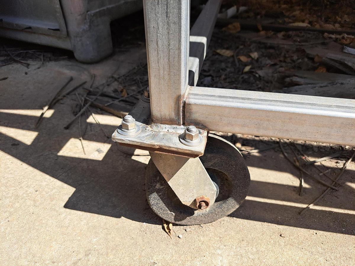 Used Hopper, 120 CF, S/st, 69" x 69", Slope Bottom, #S742201