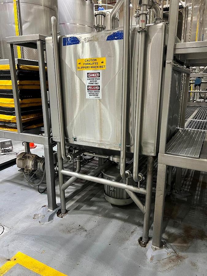Used Liquifier Tank, 400 Gallon, Breddo, Likwifier, Stainless Steel, 40 HP, #5991616