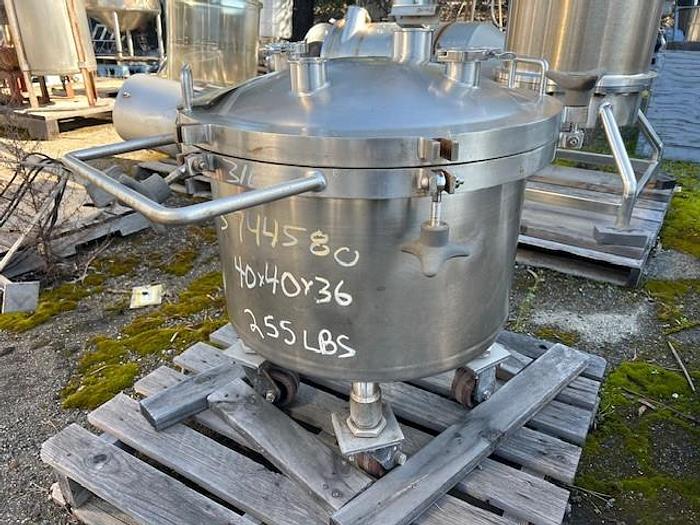 Used Tank, 26 Gallon, 100 Liter, 316 Stainless Steel, 17 PSI, Removable Top #S744580