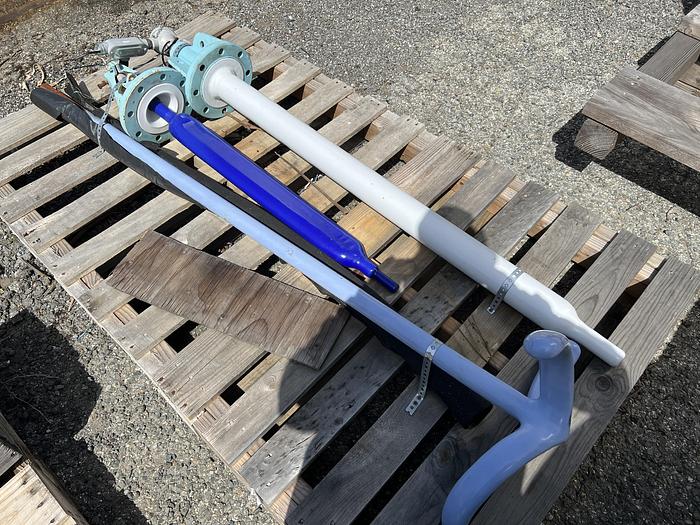 Used Reactor, 100 Gallon, Glass Lined, De Dietrich, 150 PSI, Jacketed, Agitated #S744731