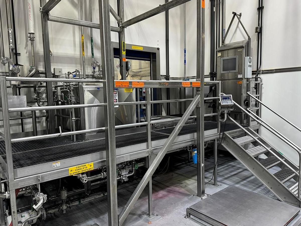 Used Liquifier Tank, 400 Gallon, Breddo, Likwifier, Stainless Steel, 40 HP, #5991622