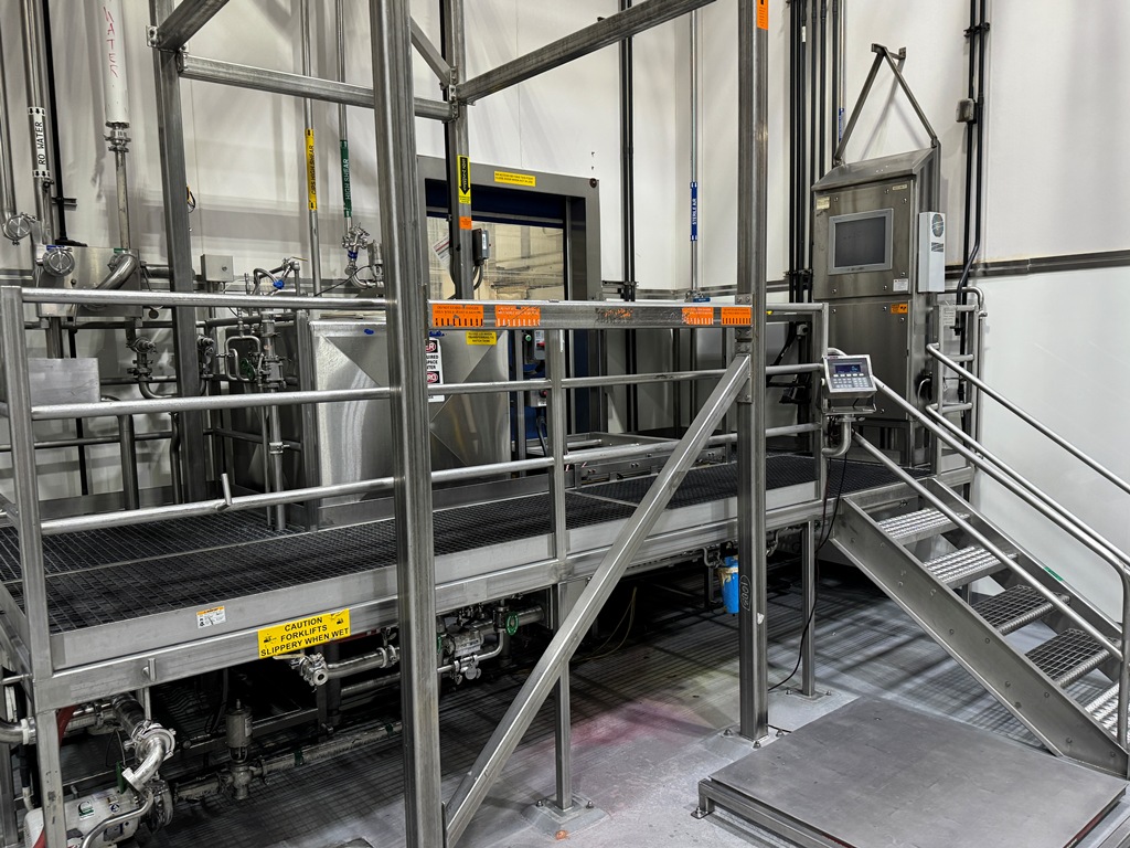 Used Liquifier Tank, 400 Gallon, Breddo, Likwifier, Stainless Steel, 40 HP, #5991622