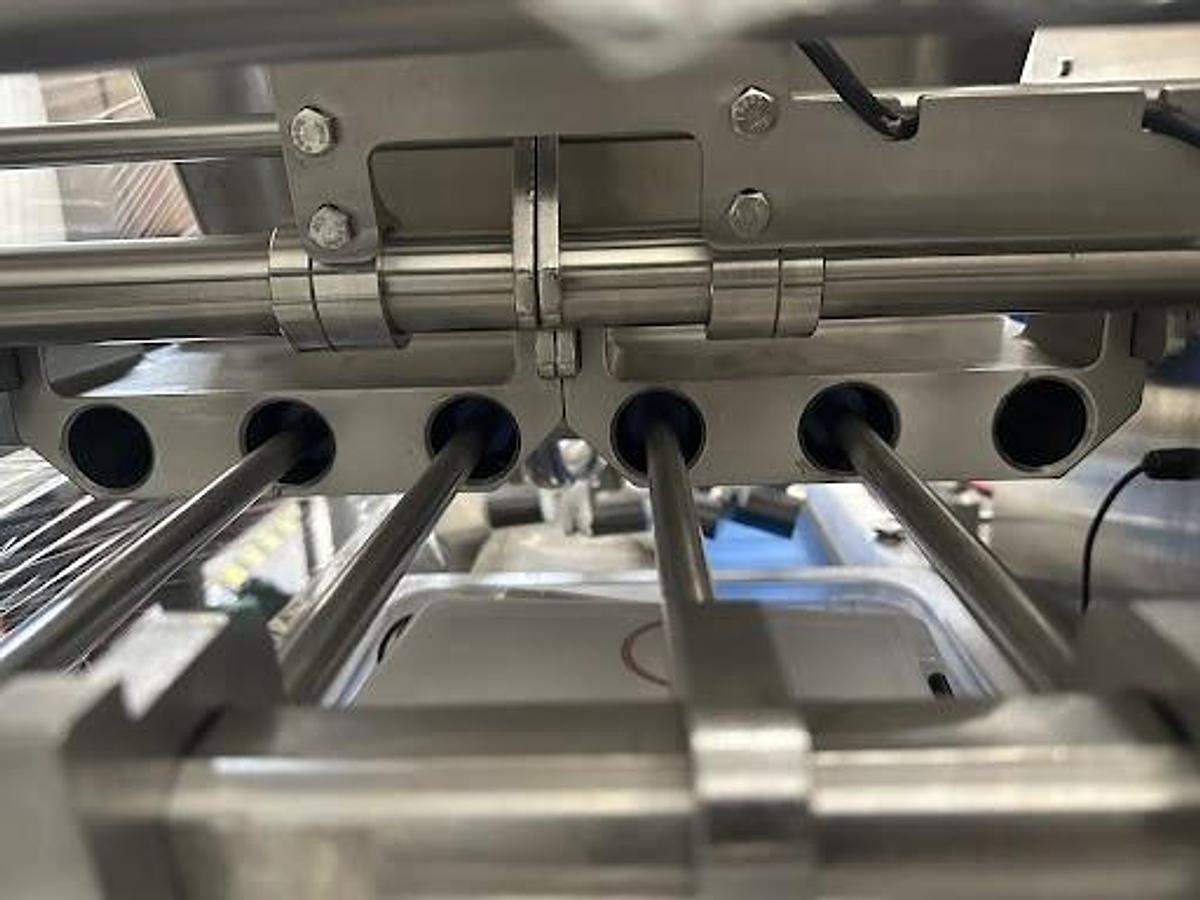 Used Depositor, Unifiller MultiStation Servo Depositor, 6 Nozzle, #5991723