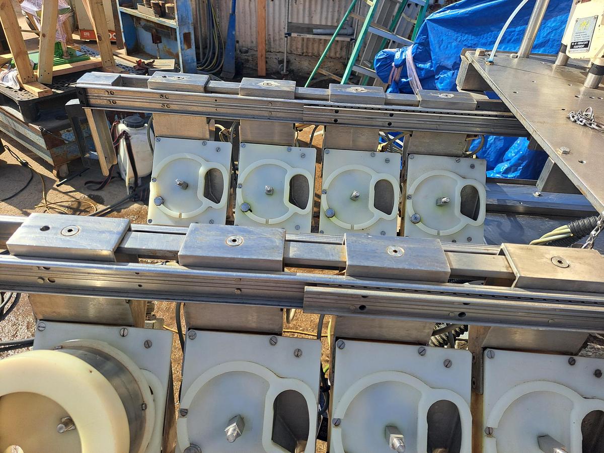 Used Filler, Bag, 8 Head, S/st, Eriez, Mdl N4X, 115V #S738665