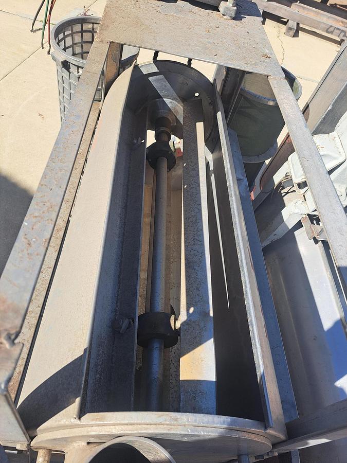 Used Pulper, Finisher, Brown, Mdl 100, 2 HP, Paddle, #S738681