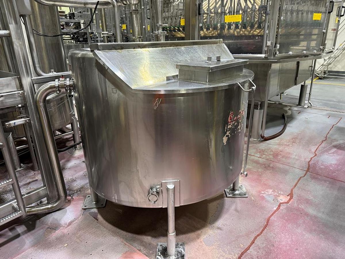 Used Bottling Line, 600–800 BPM, PET, US Bottlers Filler, Sidel Labeler, Kisters Shrink Wrapper, #5991608