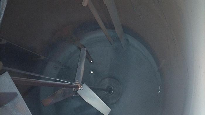 Used Tank, 8,000 Gallon, 316 ELC Stainless Steel, Agitated, Cone Bottom, 15 PSI/FV