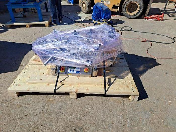 Used Labeler, Pressure Sensitive, Accutek, Mdl 24-SPS-104, Accumulation Tables #S744787