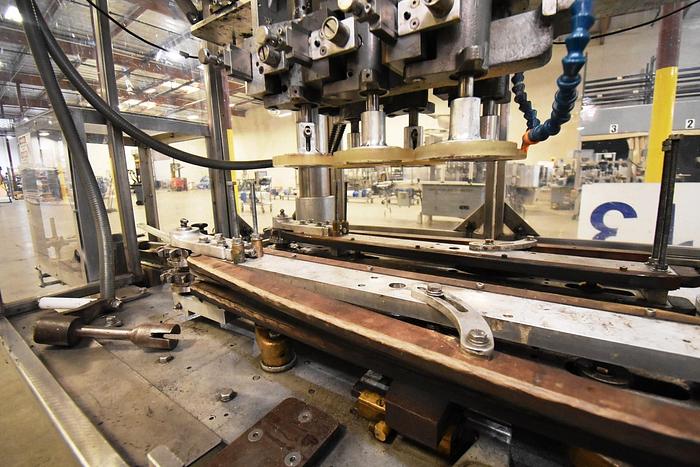 Used Capper, Automatic, 3-Spindle, Screw Capper, Cap Elevator and Hopper #5991096