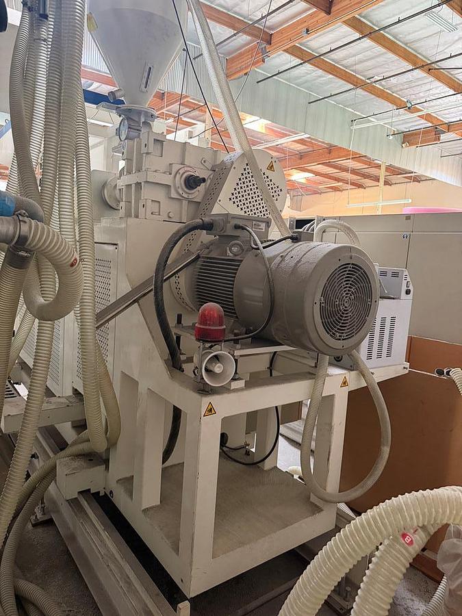 Used Extruder, Bubble Wrap System, 3-Layer, 72" wide, #5991826